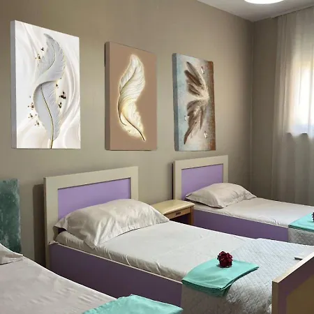 Apartment Square *