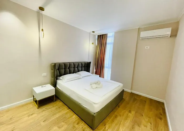 アパート Square *